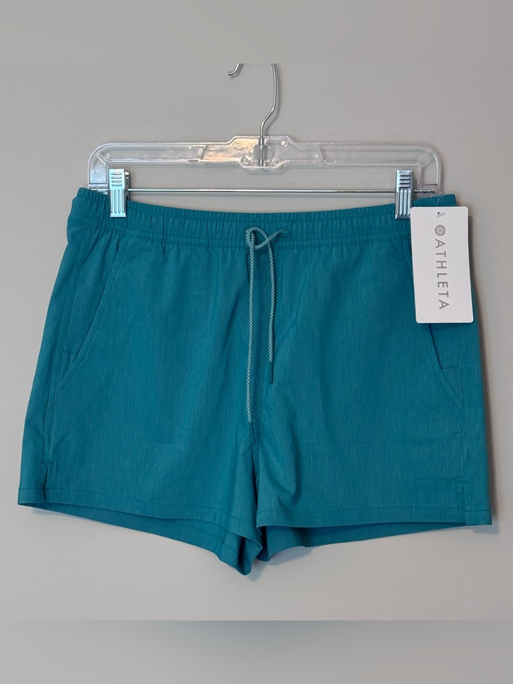 Athleta Teal Pinstripe 2.5” Board Shorts Size Small NWT